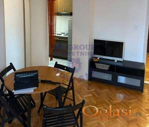 Odličan stan na potezu Spensa!